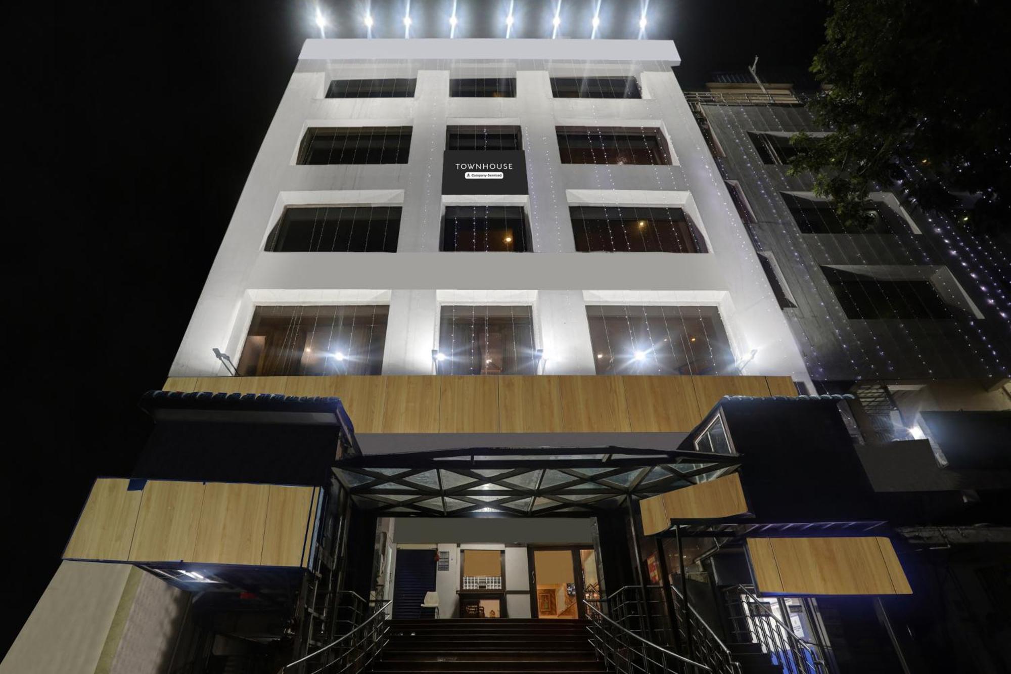 Townhouse Eluru Ξενοδοχείο Εξωτερικό φωτογραφία