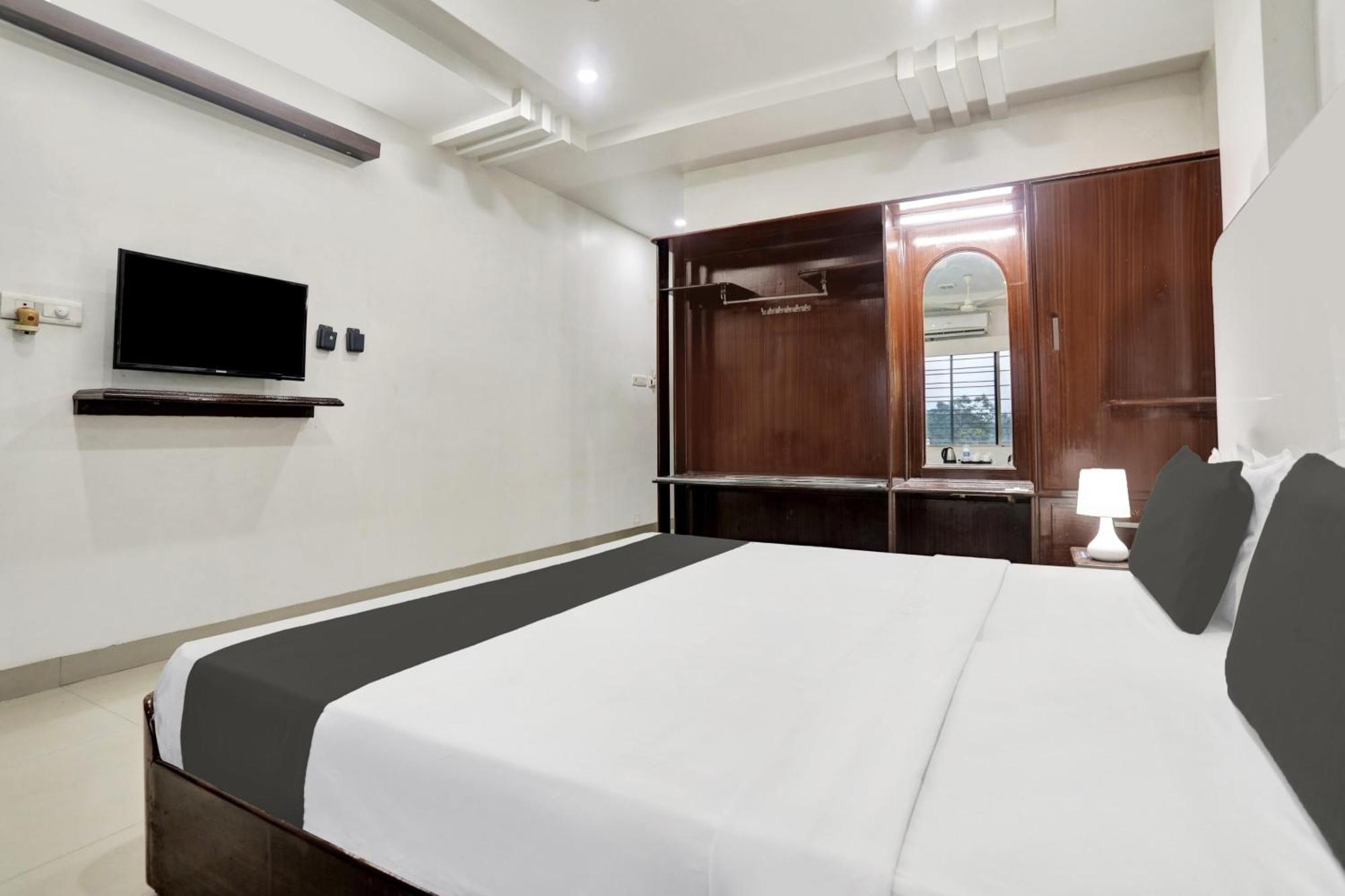 Townhouse Eluru Ξενοδοχείο Εξωτερικό φωτογραφία
